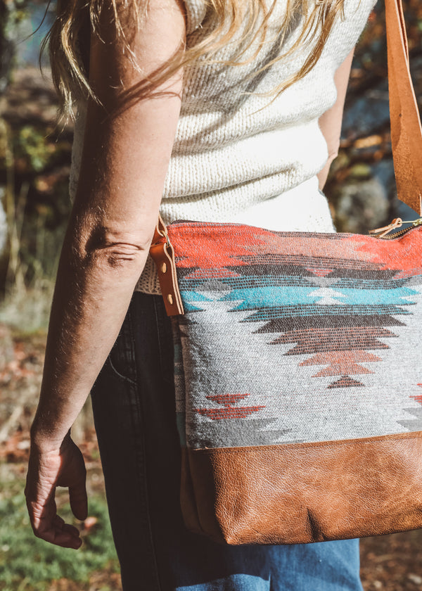 Rustwood Ridge Brooklyn Carry-All | Rustwood - GraceDesign