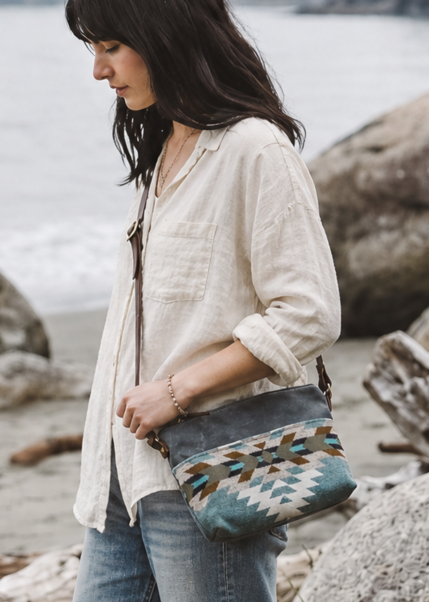 Tofino Crossbody | Aquarius Grey