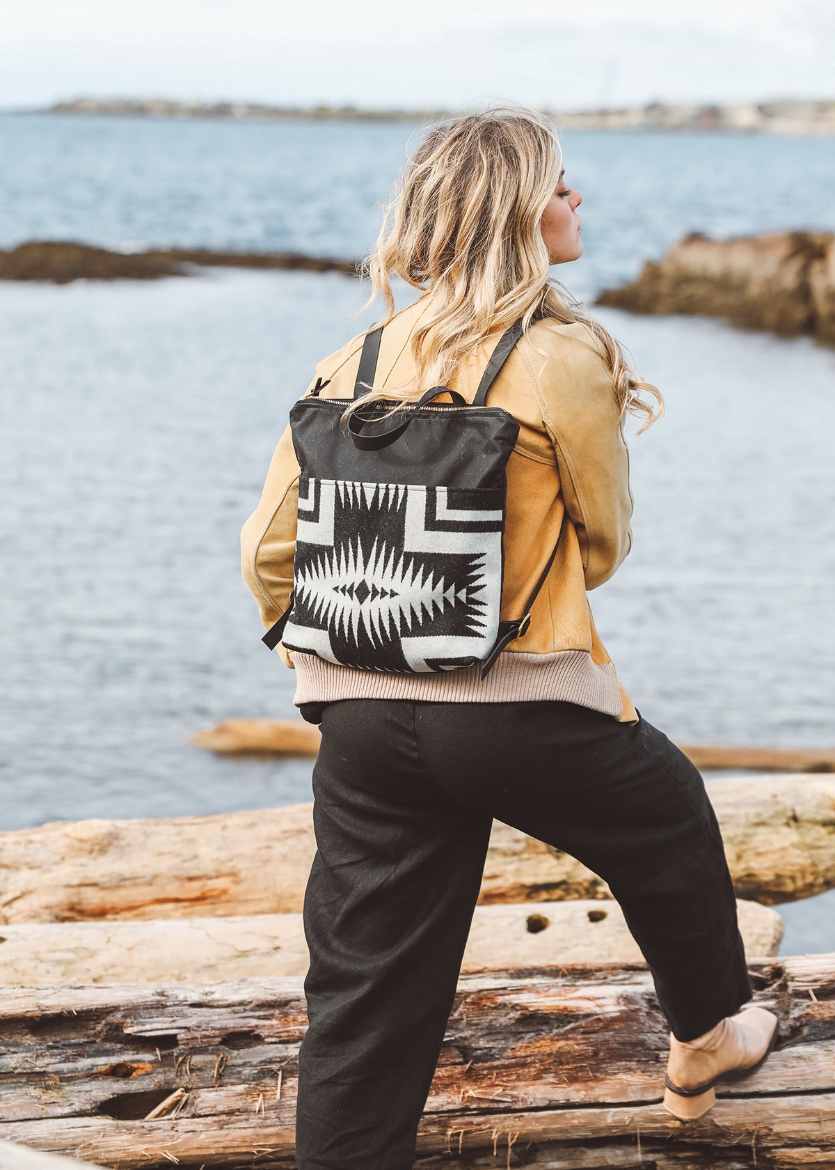 Black waxed canvas backpack deals