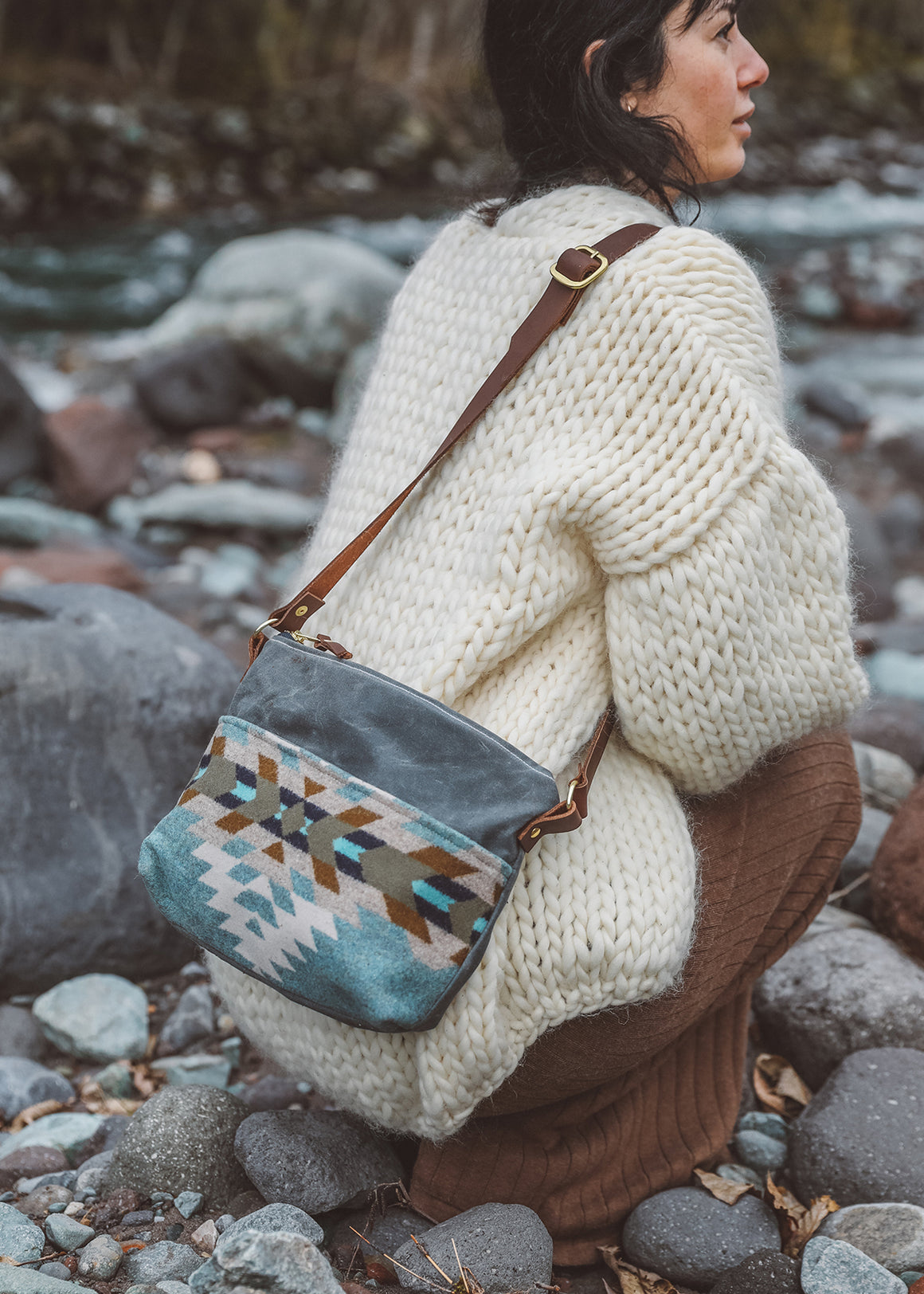 Tofino Crossbody | Aquarius Grey