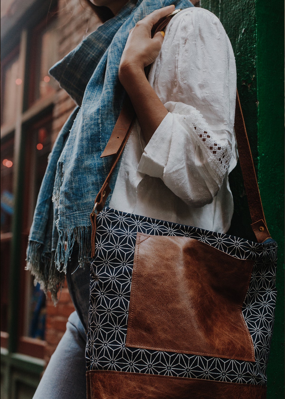 Brooklyn Carry-All | Indigo Geometric